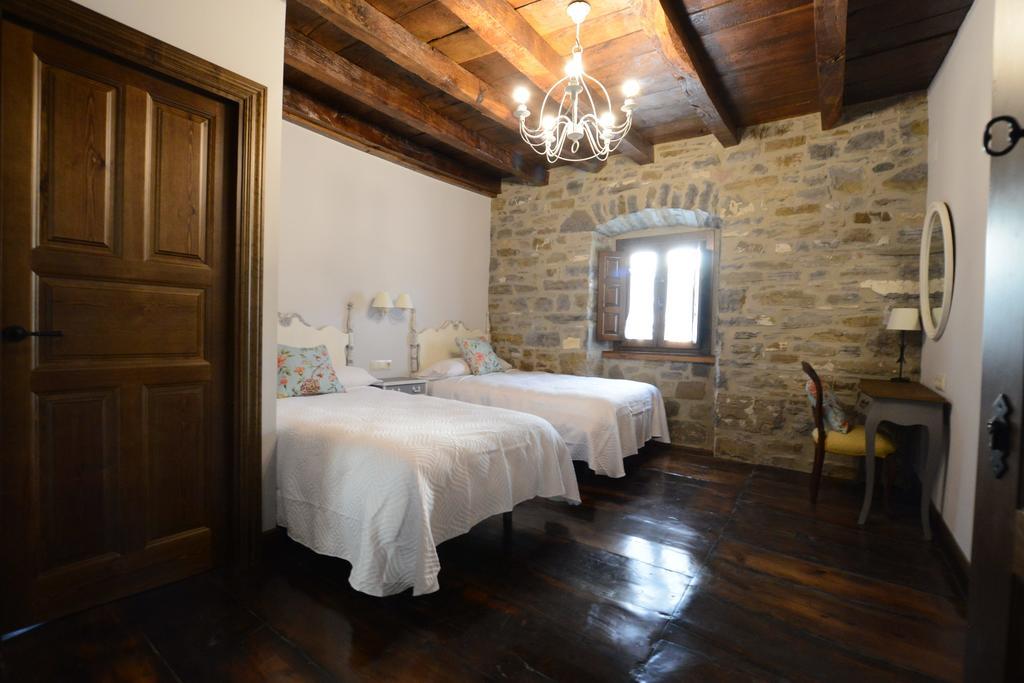 Txantxorena Zubiri Bagian luar foto