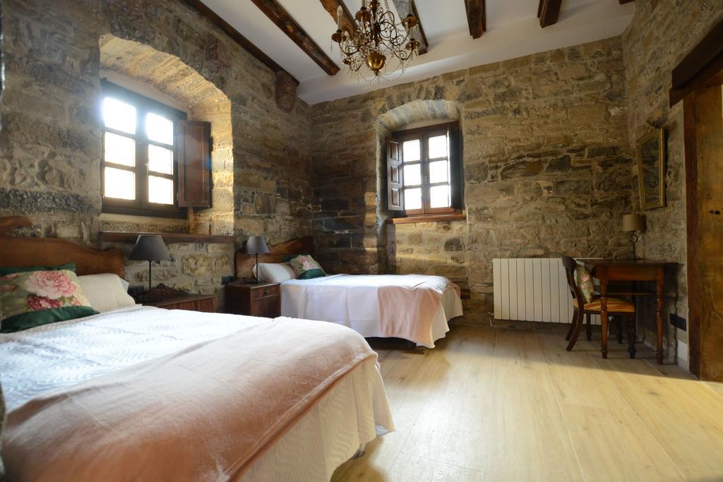 Txantxorena Zubiri Bagian luar foto